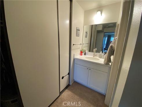 136 Echo Run , Irvine, CA