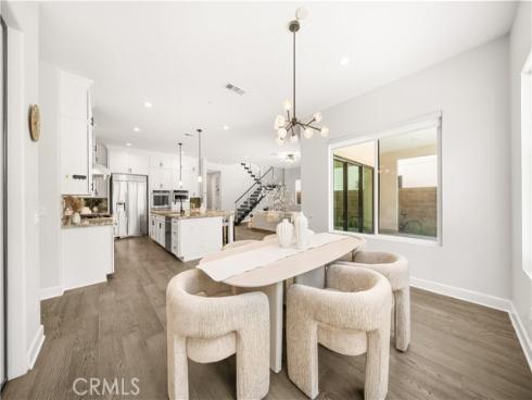 133 Chant , Irvine, CA