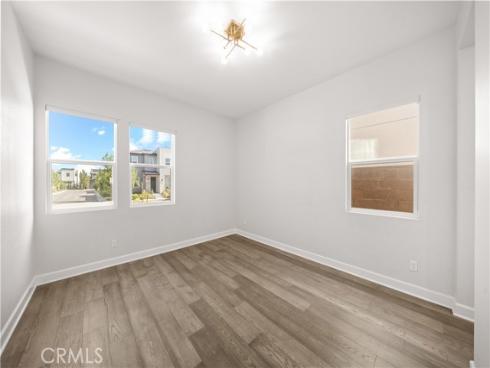 133 Chant , Irvine, CA