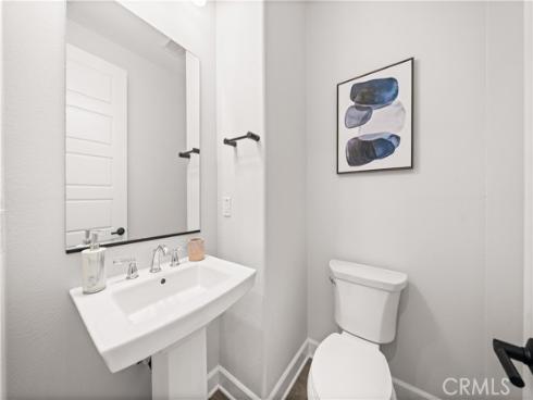 133 Chant , Irvine, CA