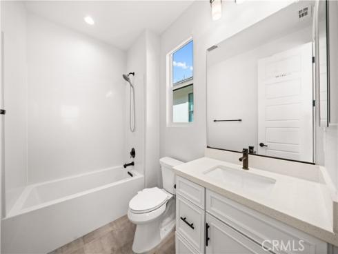 133 Chant , Irvine, CA