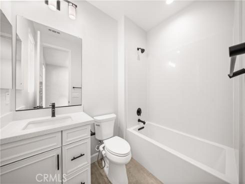 133 Chant , Irvine, CA