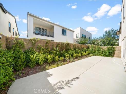 133 Chant , Irvine, CA