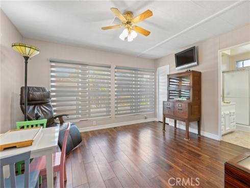 5200 Irvine 353 Boulevard, Irvine, CA