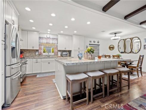 5200 Irvine 353 Boulevard, Irvine, CA