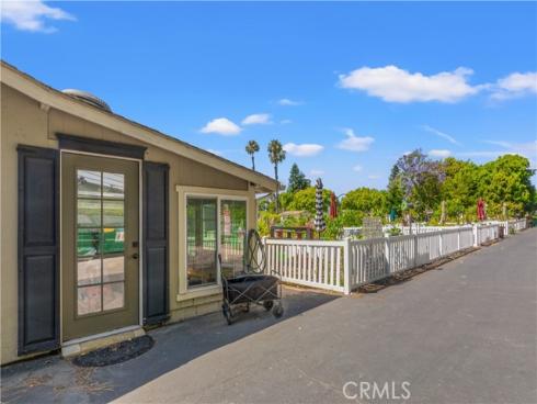 5200 Irvine 353 Boulevard, Irvine, CA