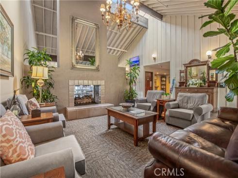 5200 Irvine 353 Boulevard, Irvine, CA