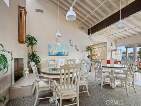 5200 Irvine 353 Boulevard, Irvine, CA