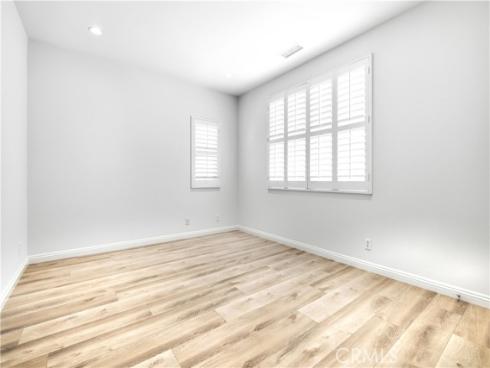 210 Mantle , Irvine, CA