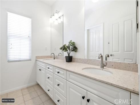 210 Mantle , Irvine, CA