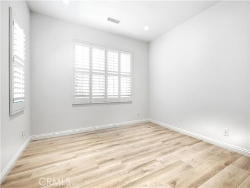 210 Mantle , Irvine, CA