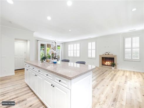 210 Mantle , Irvine, CA