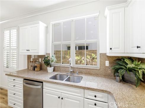210 Mantle , Irvine, CA