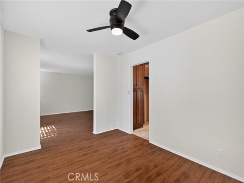 11 Redwood Tree , Irvine, CA