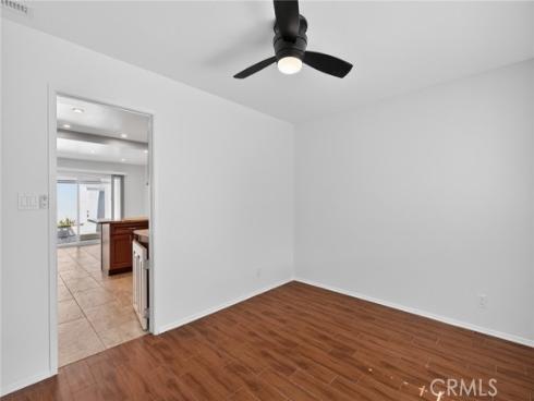 11 Redwood Tree , Irvine, CA