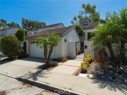 11 Redwood Tree , Irvine, CA