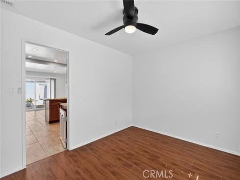 11 Redwood Tree , Irvine, CA