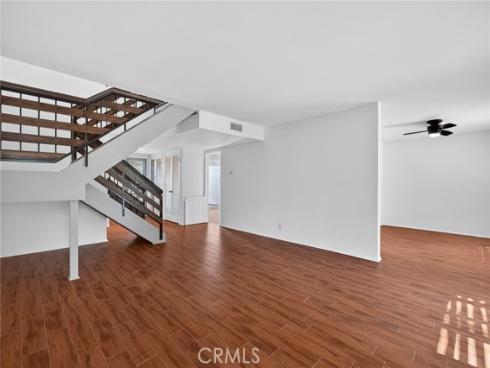 11 Redwood Tree , Irvine, CA