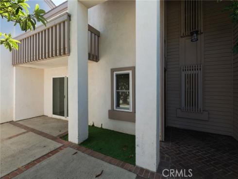 11 Redwood Tree , Irvine, CA