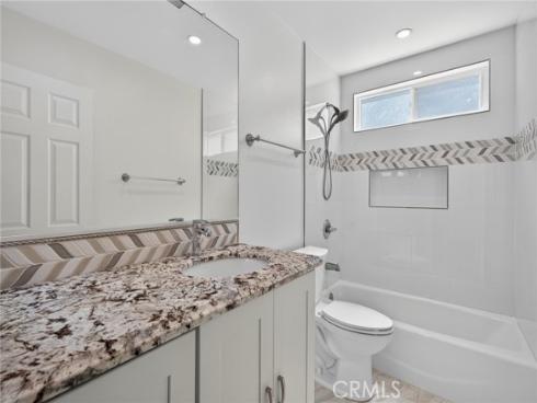 11 Redwood Tree , Irvine, CA