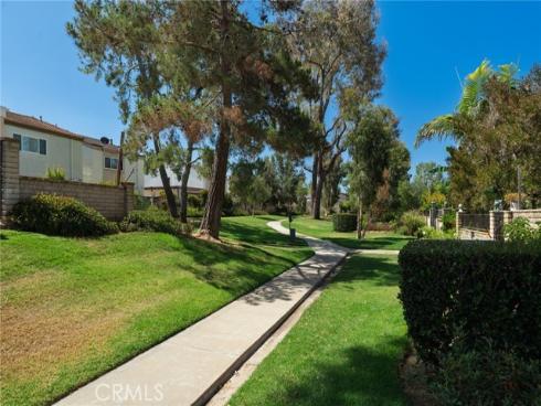 11  Redwood Tree  , Irvine, CA