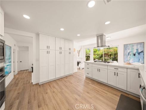 17  Blazing Star  , Irvine, CA