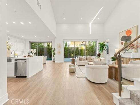 234  Coal Mine  , Irvine, CA