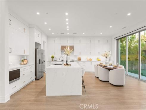 234  Coal Mine  , Irvine, CA