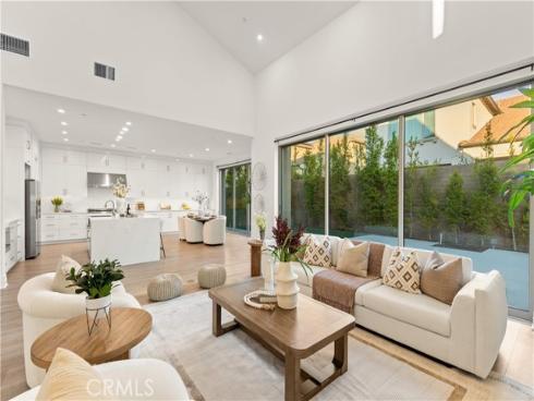 234  Coal Mine  , Irvine, CA