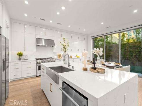 234  Coal Mine  , Irvine, CA