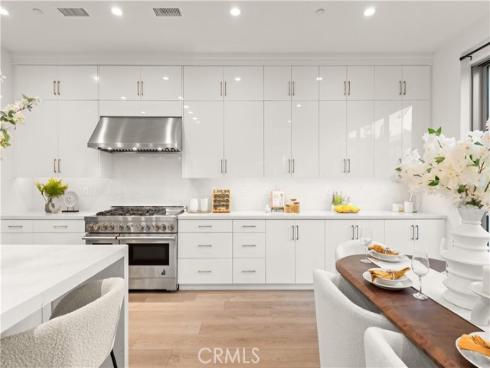 234  Coal Mine  , Irvine, CA