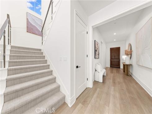 234  Coal Mine  , Irvine, CA