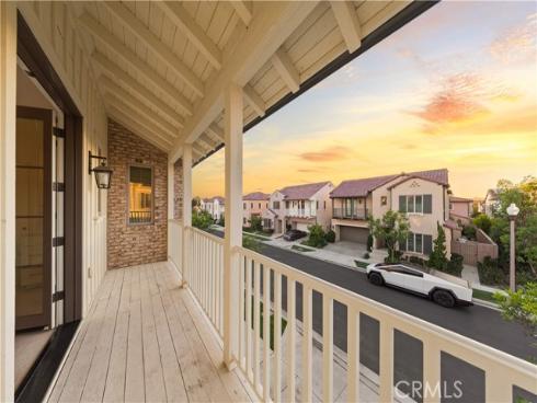 234  Coal Mine  , Irvine, CA