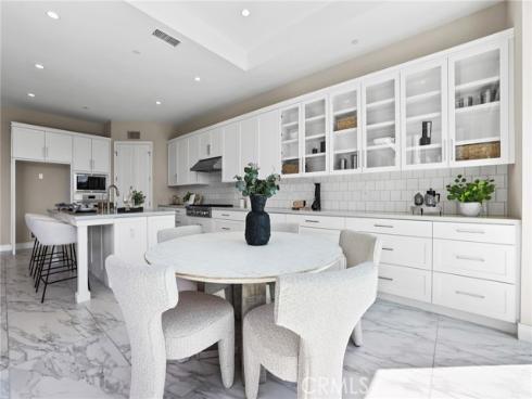 118 Tomahawk , Irvine, CA