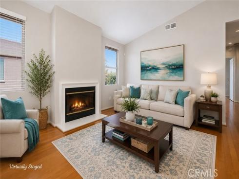 709  Solvay Aisle  , Irvine, CA