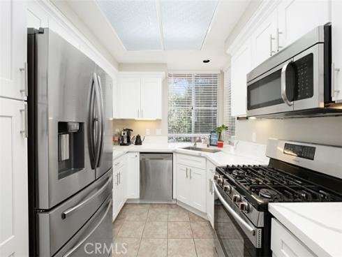 709  Solvay Aisle  , Irvine, CA