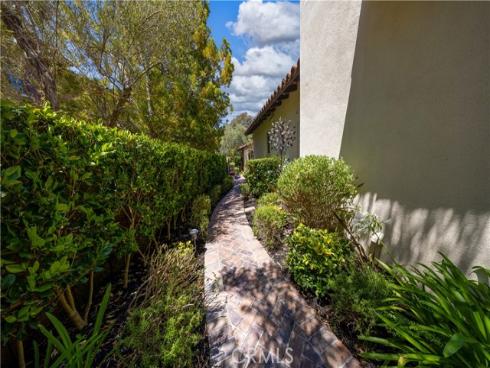22 Shady , Irvine, CA