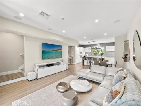 745  Beacon  , Irvine, CA
