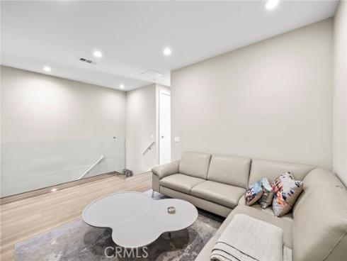 745  Beacon  , Irvine, CA
