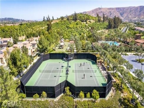 63 Pedigree , Irvine, CA