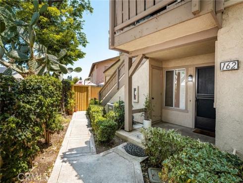 162 Echo Run , Irvine, CA