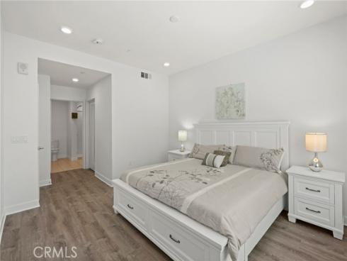 1218 Nolita , Irvine, CA