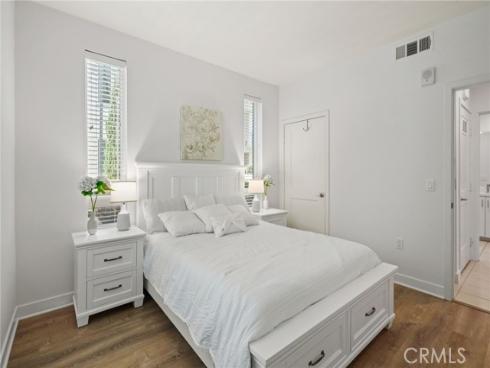 1218 Nolita , Irvine, CA