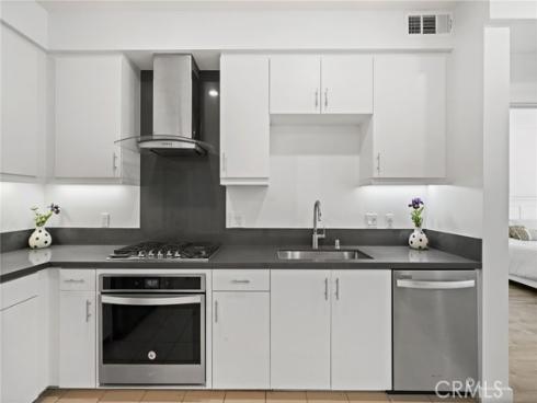 1218 Nolita , Irvine, CA