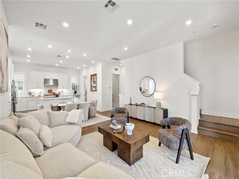 259 Lynx , Irvine, CA