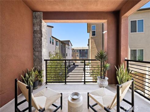 259 Lynx , Irvine, CA