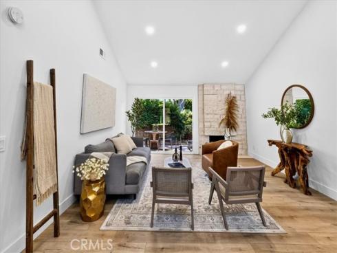25 Dogwood , Irvine, CA