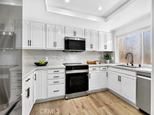 25 Dogwood , Irvine, CA