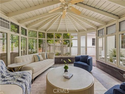 82 Winslow Lane, Irvine, CA