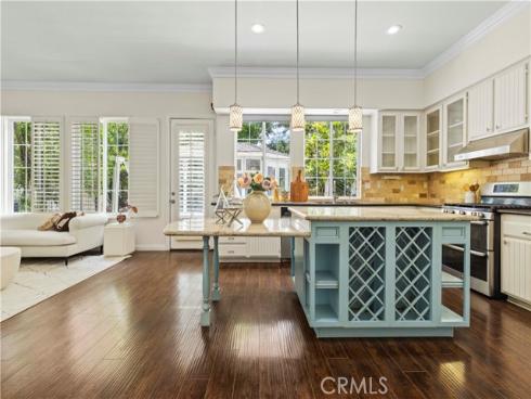 82 Winslow Lane, Irvine, CA